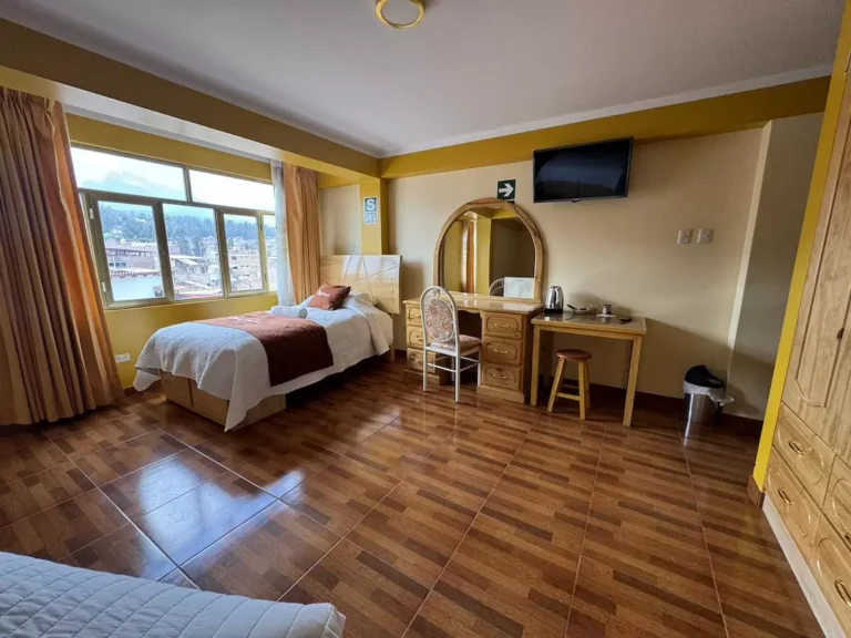 Mountain View Room Simple - 2